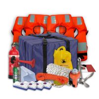 Nautica Più Kit Sicurezza Barca 4 Persone Entro 12 Miglia – Dotazioni Complete in Borsa Impermeabile